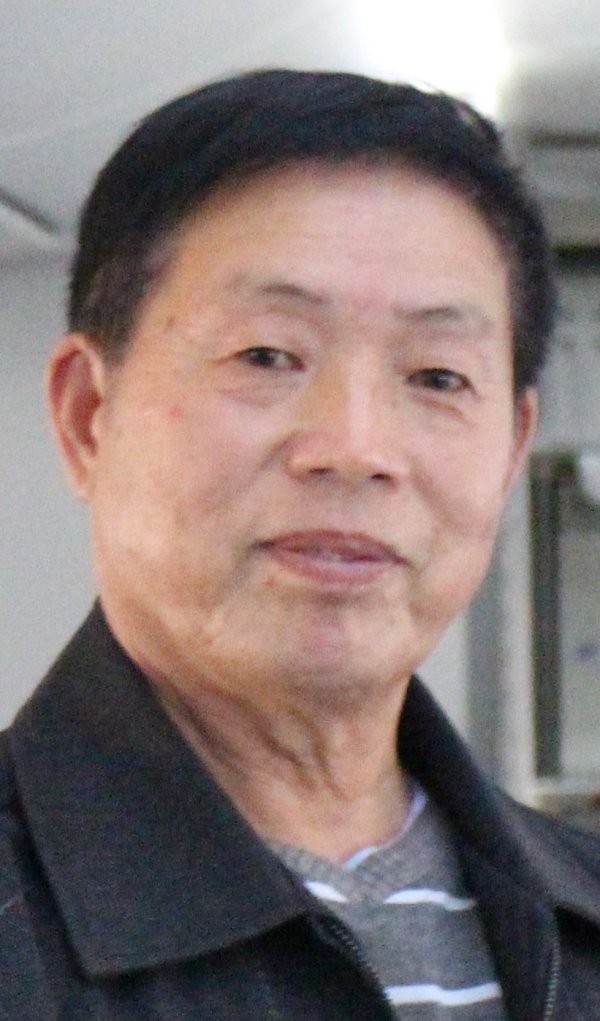 辉煌优配 荀昭安先生散曲选 - 海报新闻